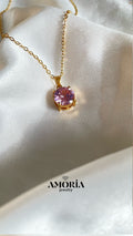 Collier Nola